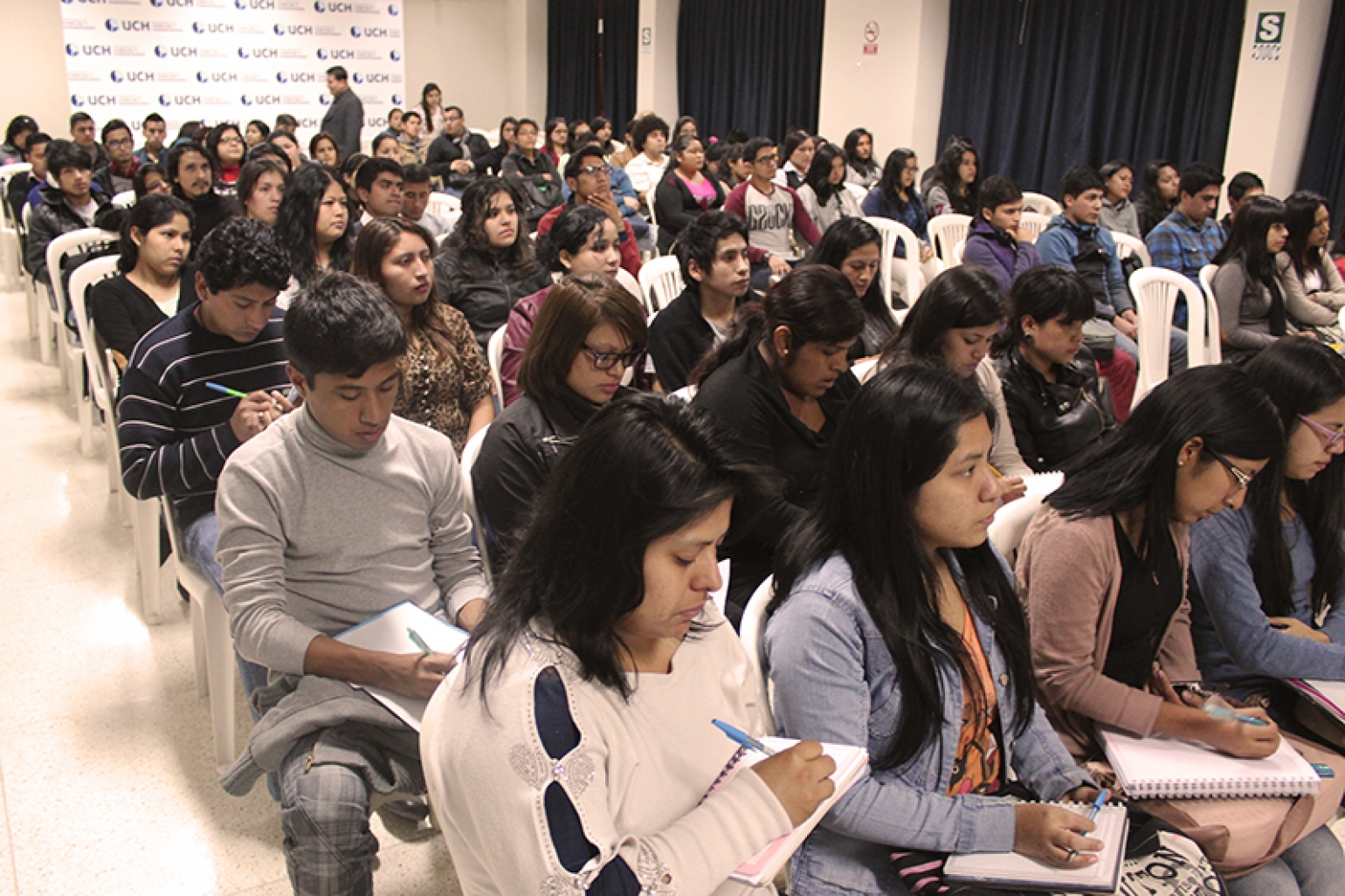 Universidad de ciencias discount y humanidades carreras